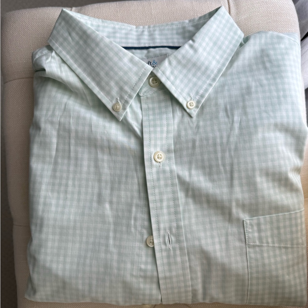 Croft & Barrow Mint Checkered Button Down Shirt